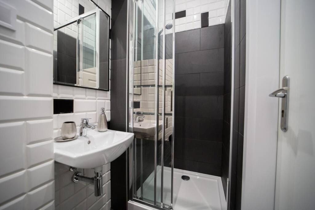 Alton Aleje Apartment 3 วอร์ซอ ภายนอก รูปภาพ